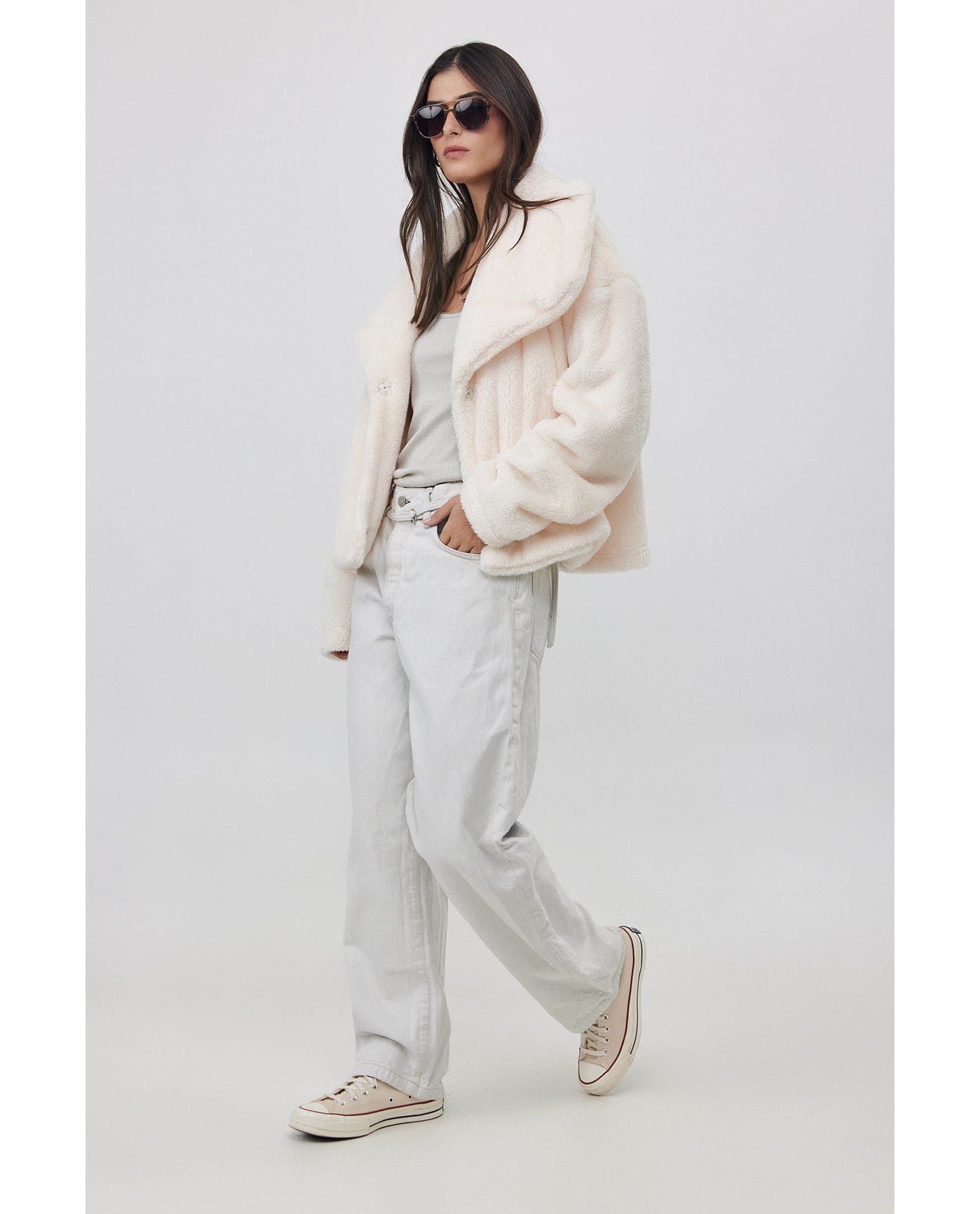 Short Fleece jacket with buttons-Ivory