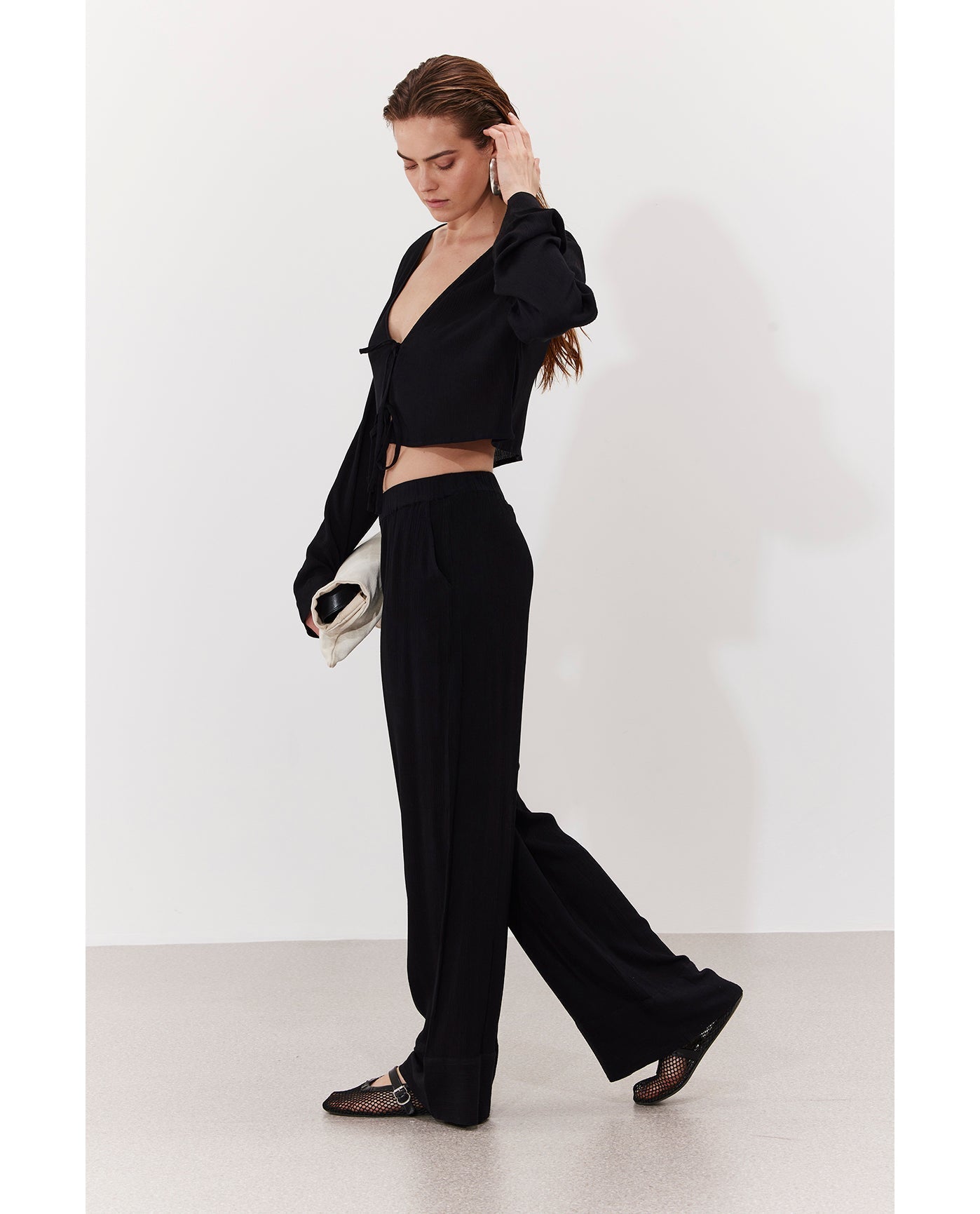 Solena Crêpe Crop Top Cover-Up | Black