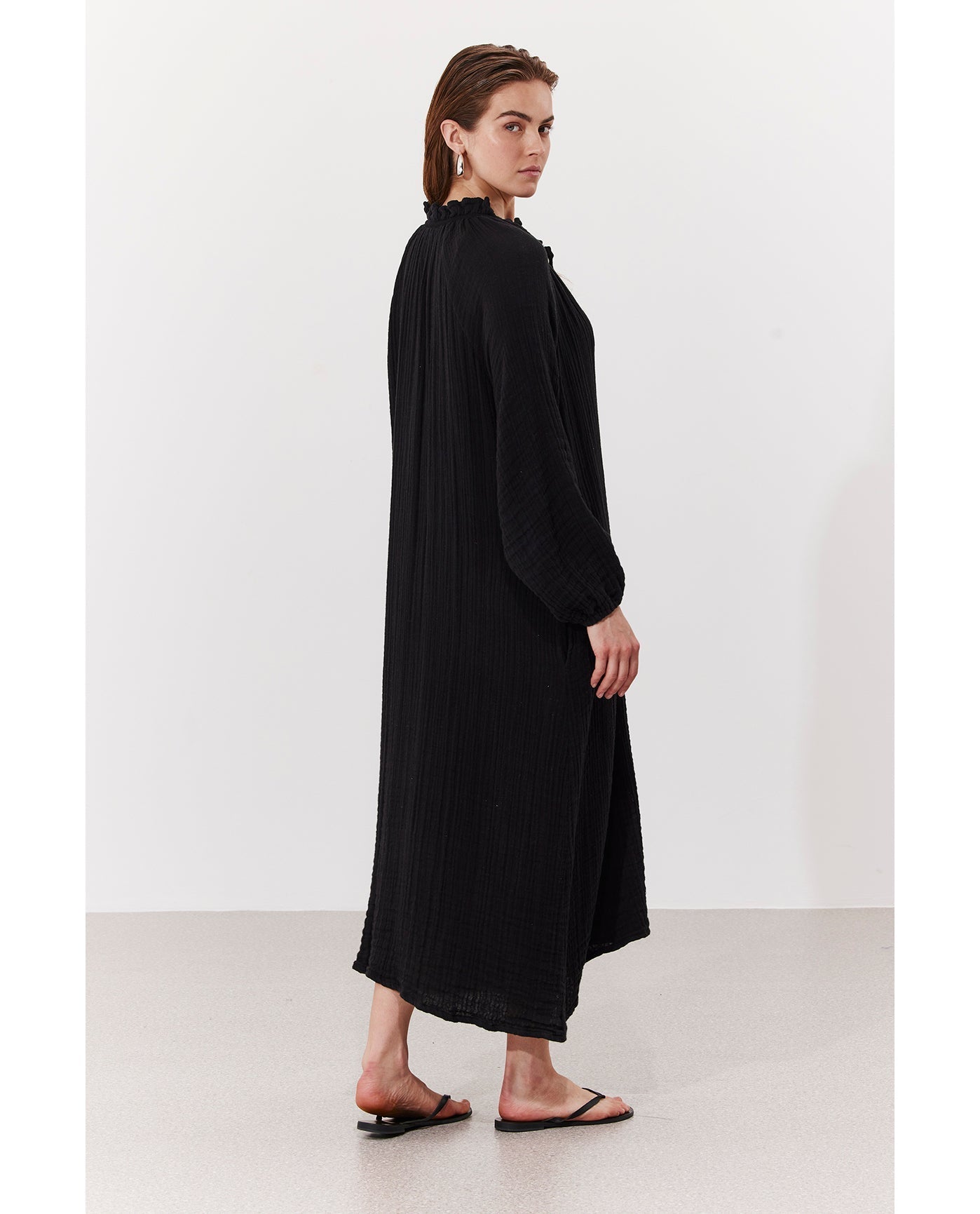 Cloudshore Ruffle Collar Dress Cover-Up | Black