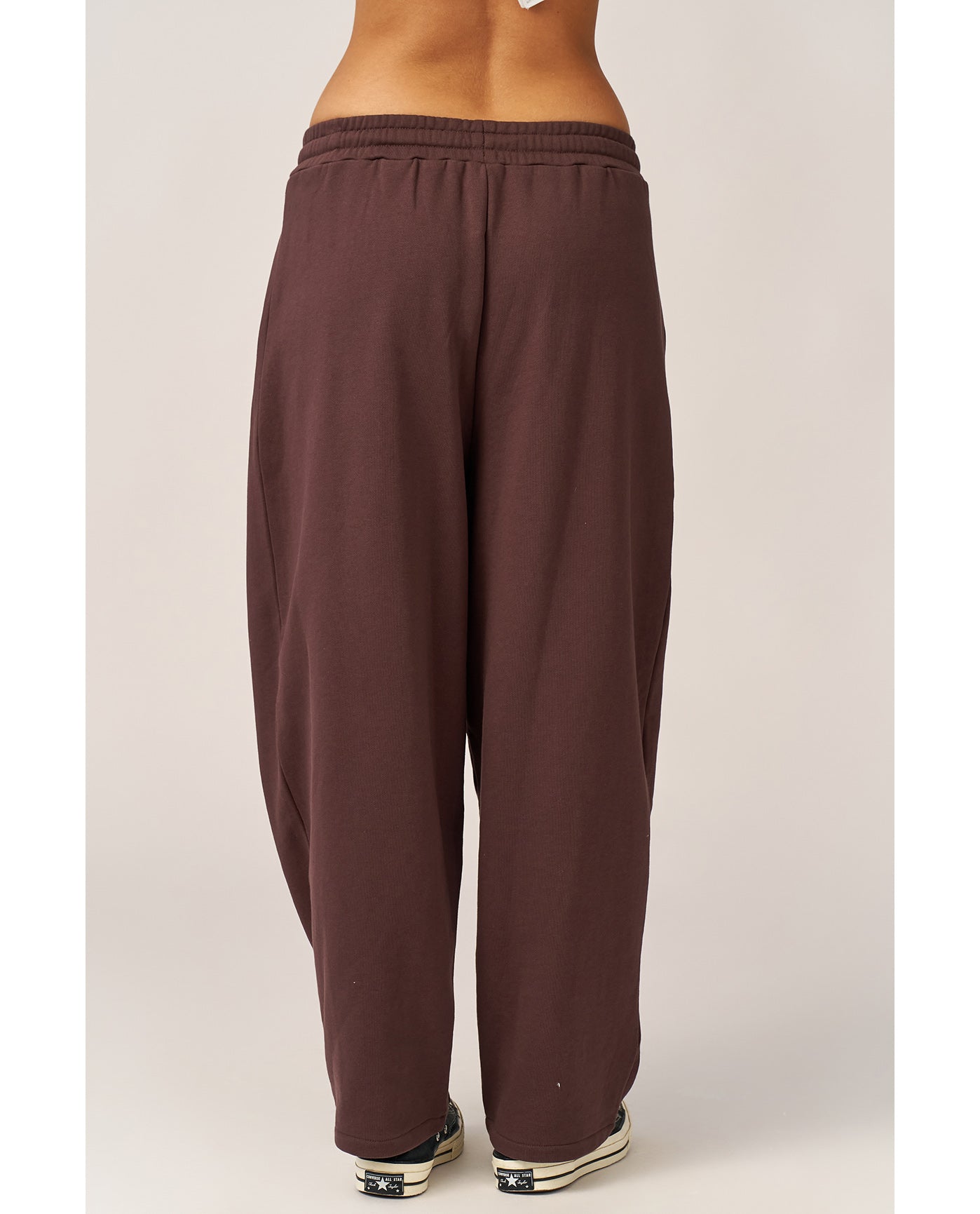 Cozy Coast Airport Princess Seam Sweatpants-Brown