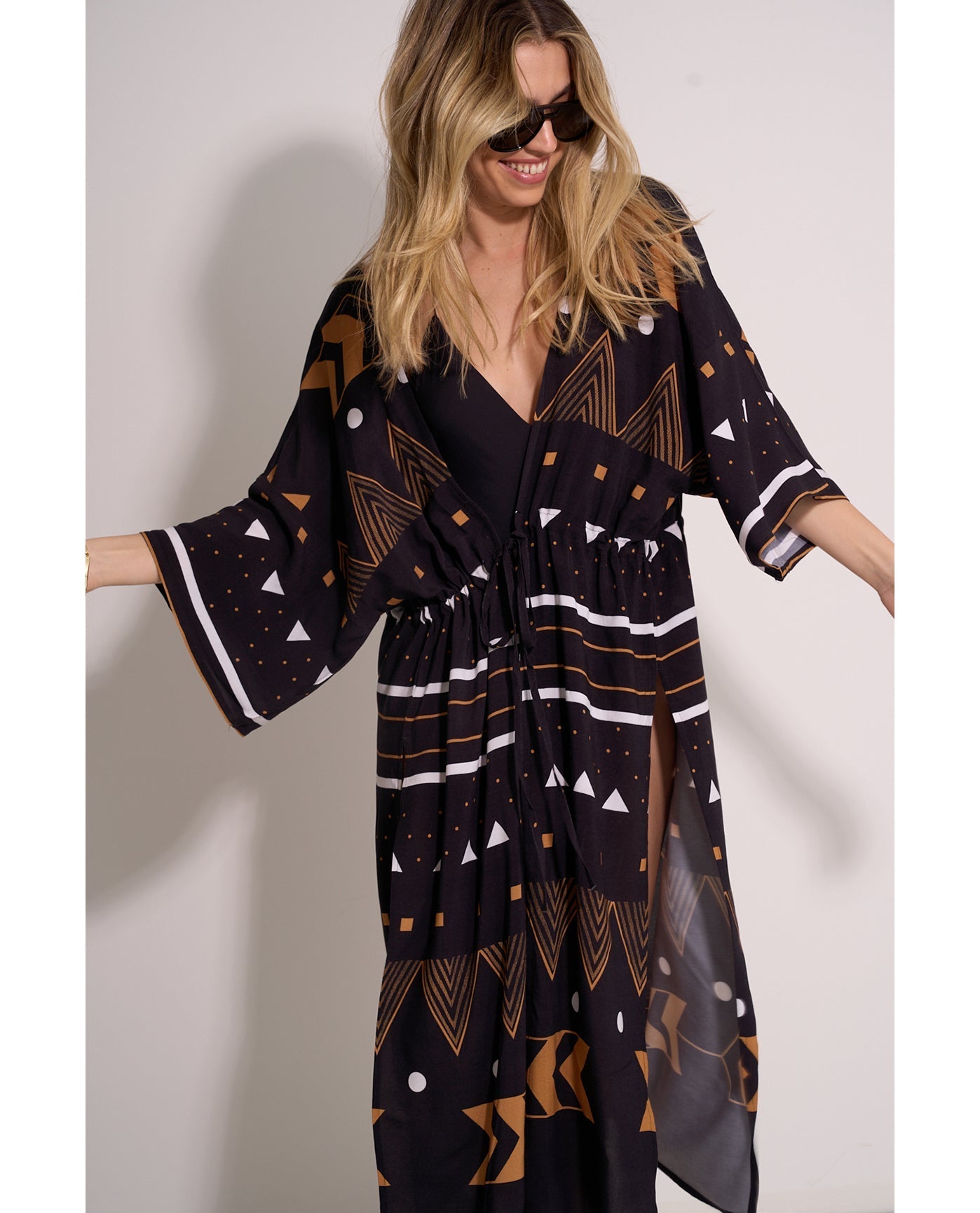 Mist & Sand Robe Cover-Up | Black-Multi