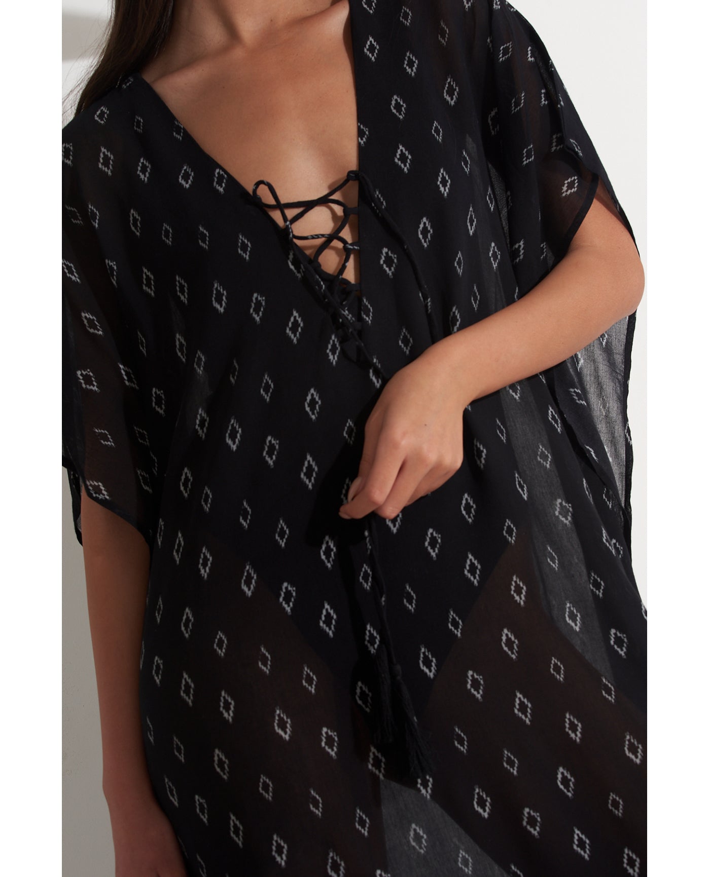 Avela Kaftan Cover-Up | avela-black-cream