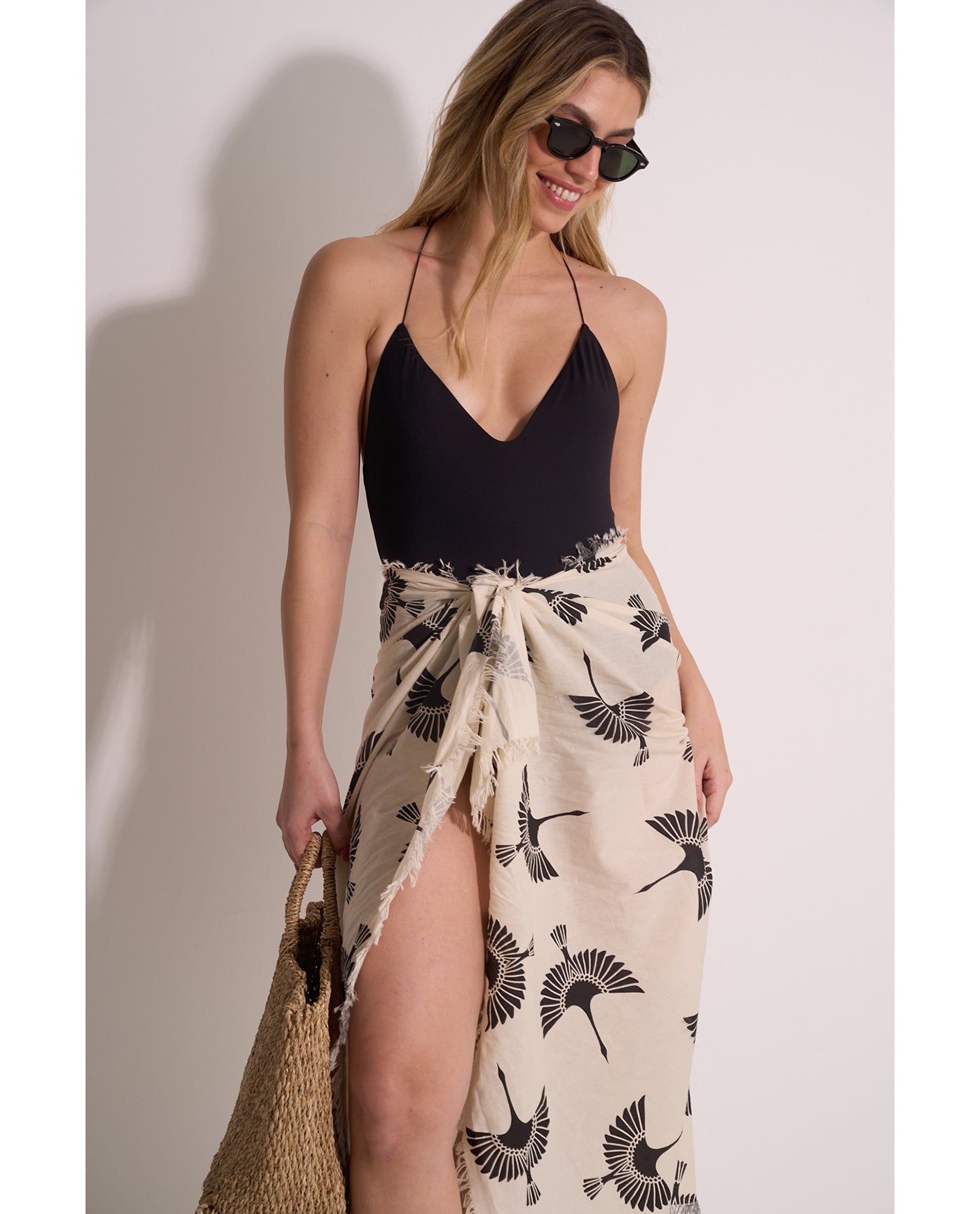 Soar & Shore Pareo Cover-Up | Soar-Black-Cream