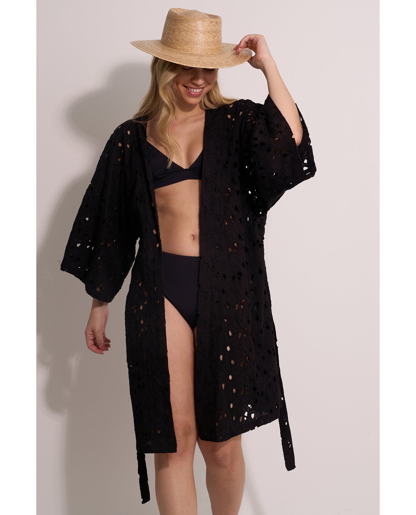 Coastal Lace Robe Cover-Up | Black