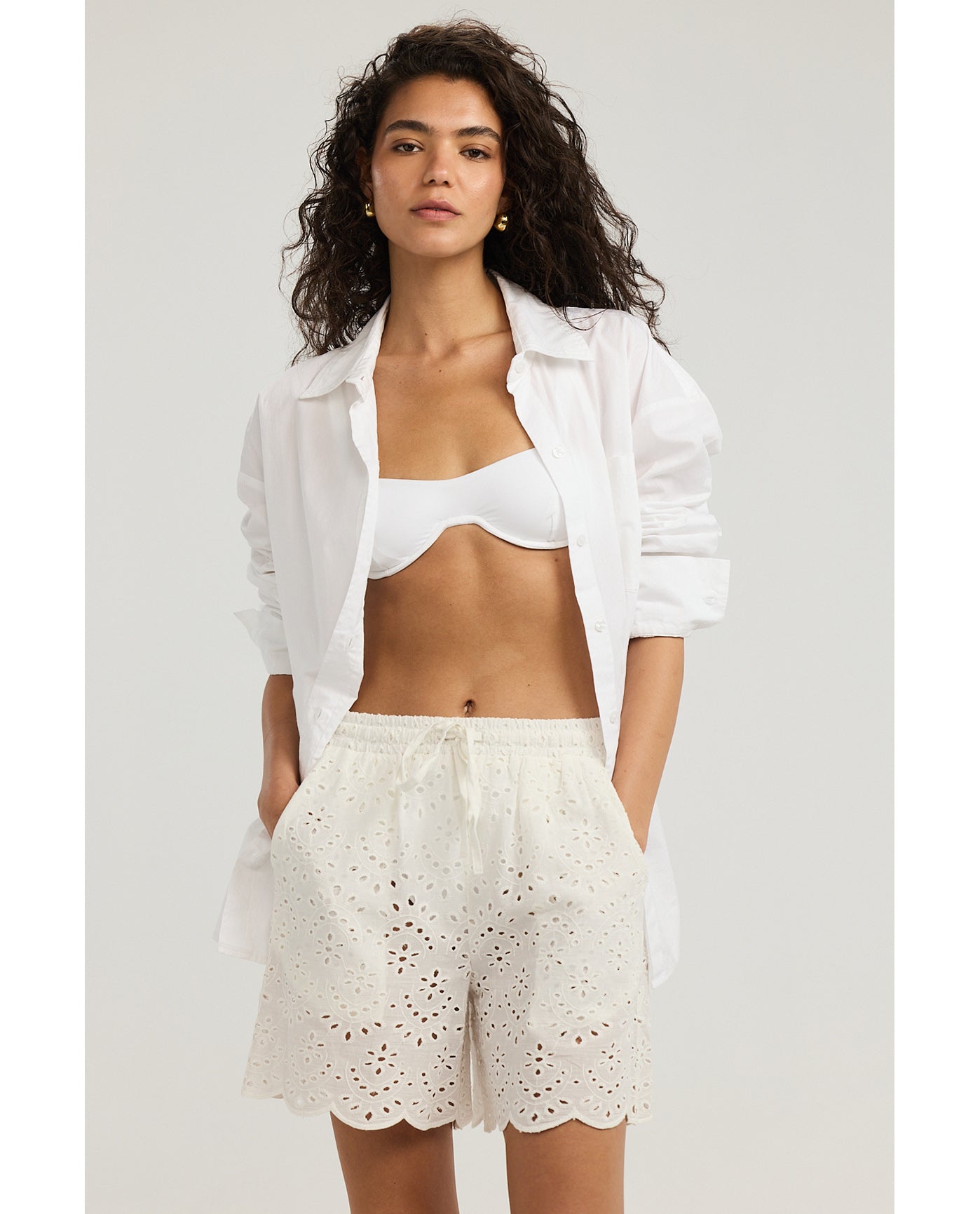 Giselle Guipure Lace Shorts -White