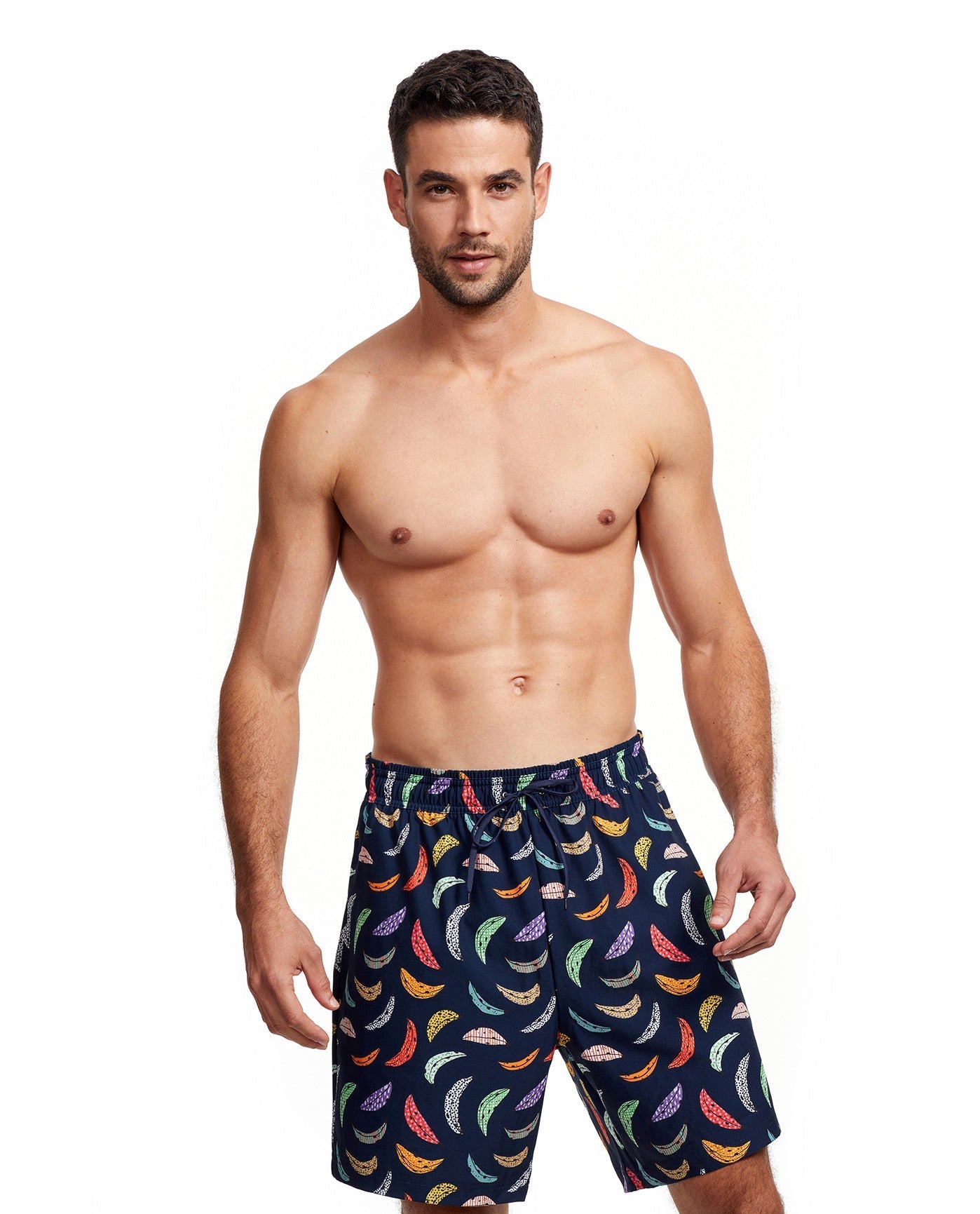 Front View Of Gottex Men 7-Inch Swim Trunks | GOTTEX MEN GRAPHIC BLUE FEATHERS