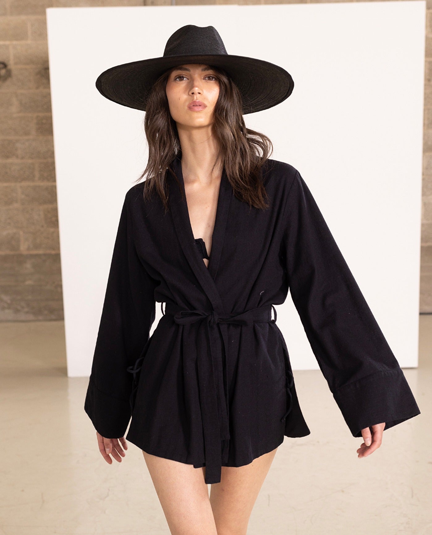 Front View Of Gottex Beach Life Kimono Cover Up | GOTTEX BEACH LIFE BLACK