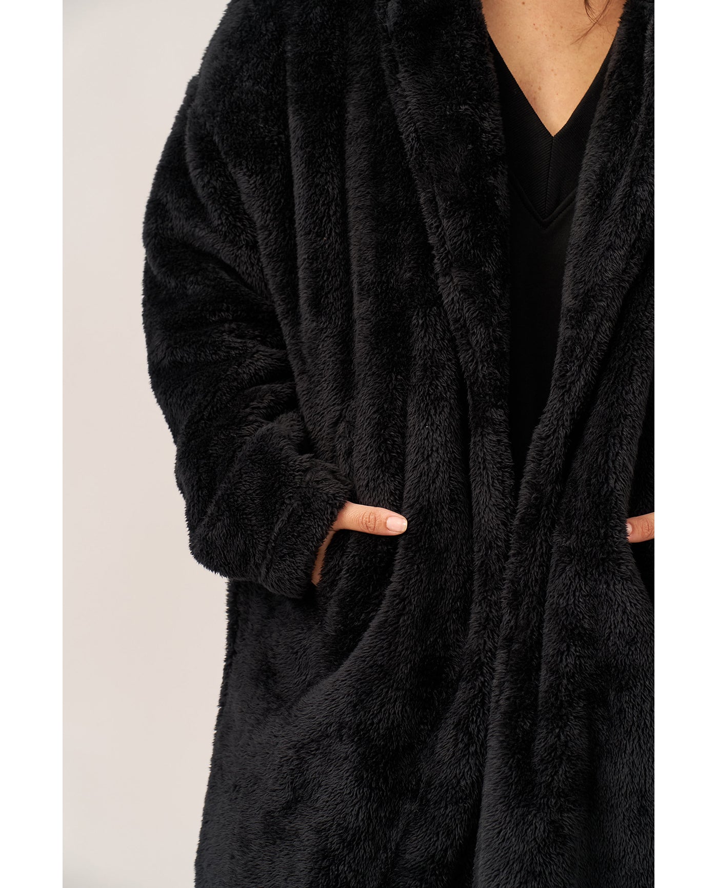 The Long Lounge Coat -Black