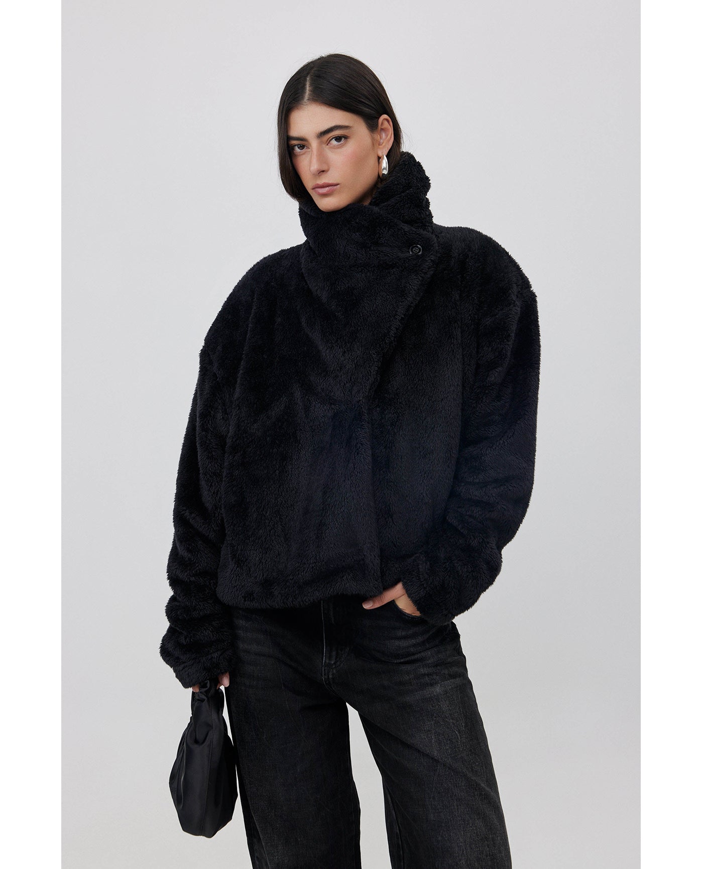 Short Fleece jacket with buttons-Black