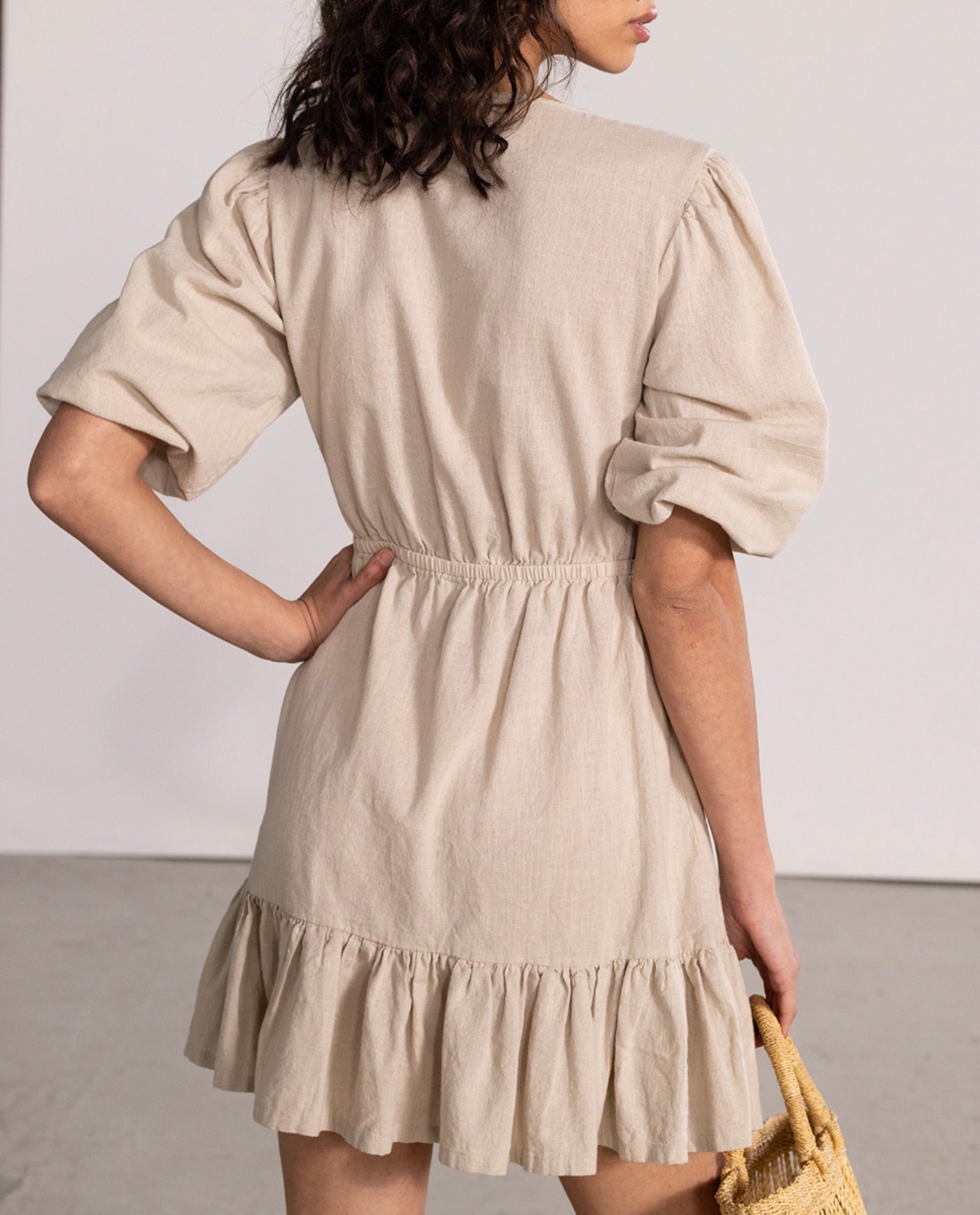 Back View Of Gottex Beach Life Front Tie V-Neck Cover Up Dress | GOTTEX BEACH LIFE NATURAL