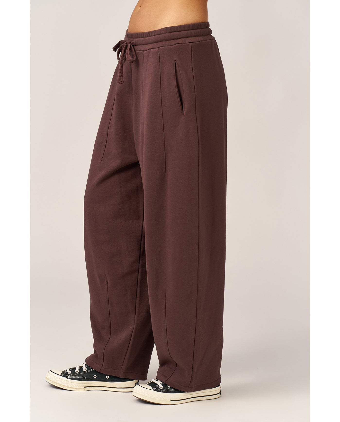 Cozy Coast Airport Princess Seam Sweatpants-Brown