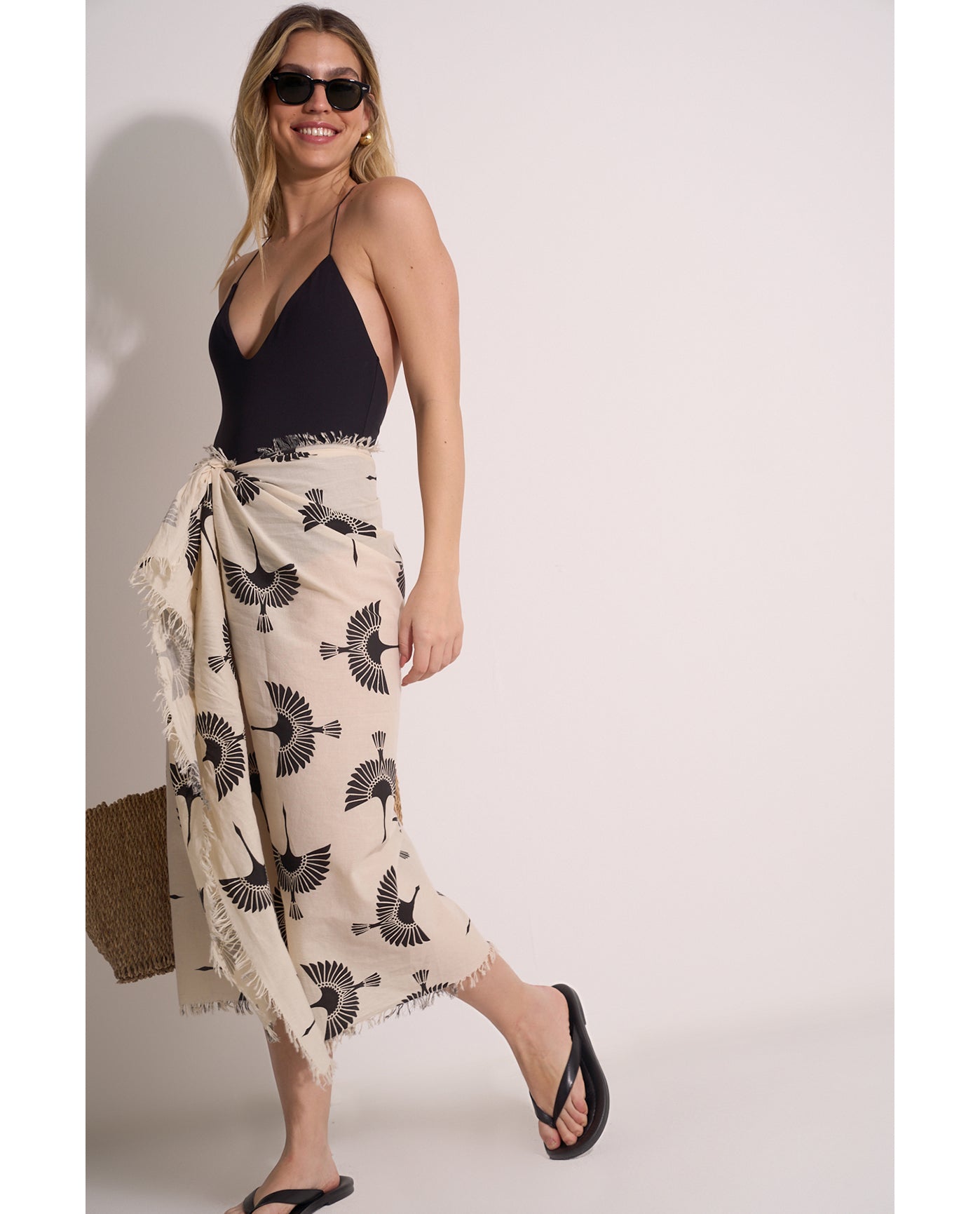 Soar & Shore Pareo Cover-Up | Soar-Black-Cream