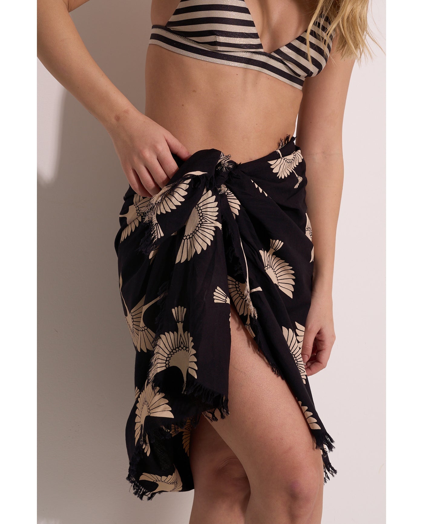 Soar & Shore Pareo Cover-Up | Soar-Black-Multi