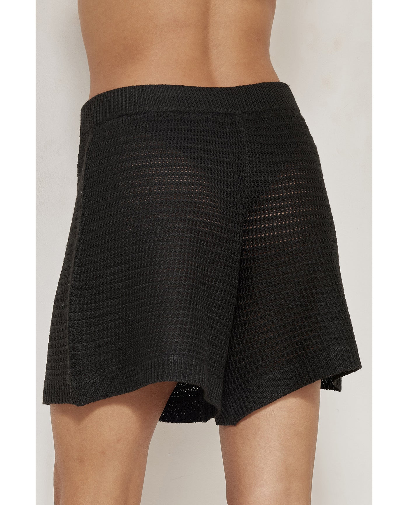 Kiki Beach Shorts Cover-Up-Black