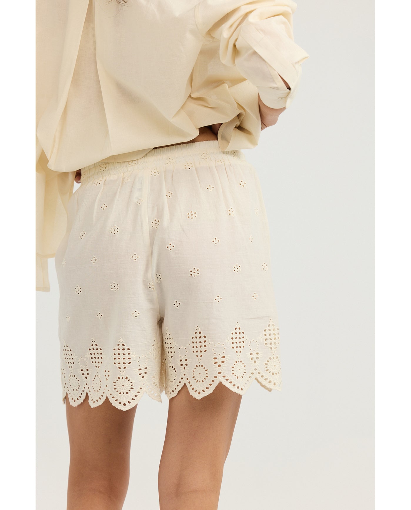 Giselle Guipure Lace Detail Shorts-Cream