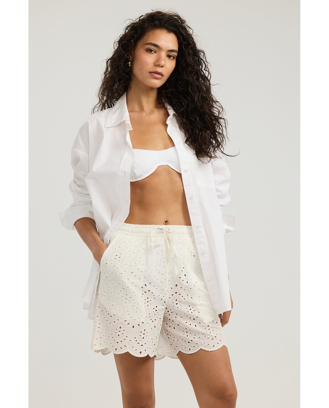 Giselle Guipure Lace Shorts -White